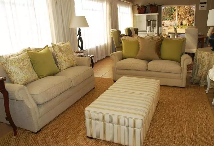 ベッドアンドブレックファースト Sneezewood Farm Bed&breakfast And Self Catering Cottage