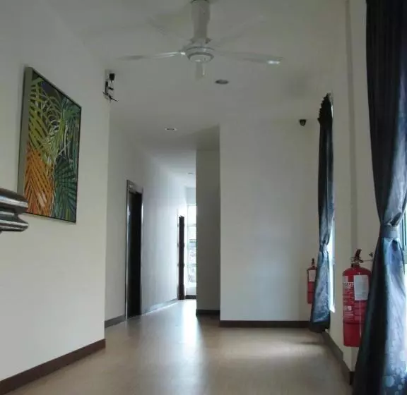 هتل Fargo Boutique
