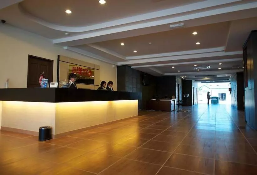 Hotelli Han Palace  Semporna