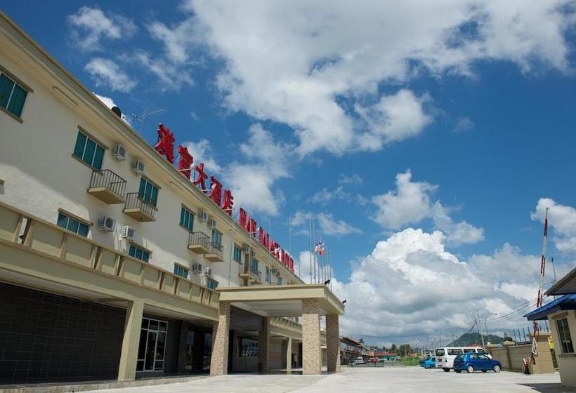 هتل Han Palace  Semporna