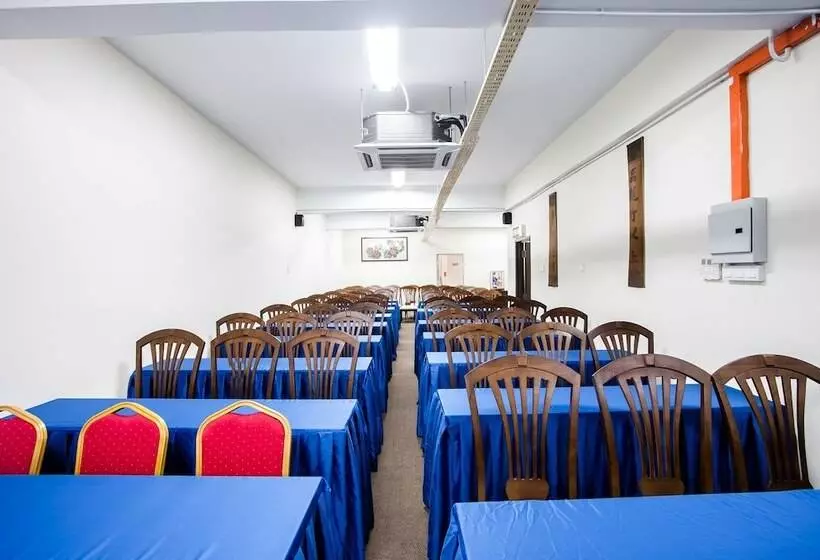 Rj Hotel Kulai