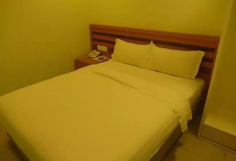 Hotel Transit