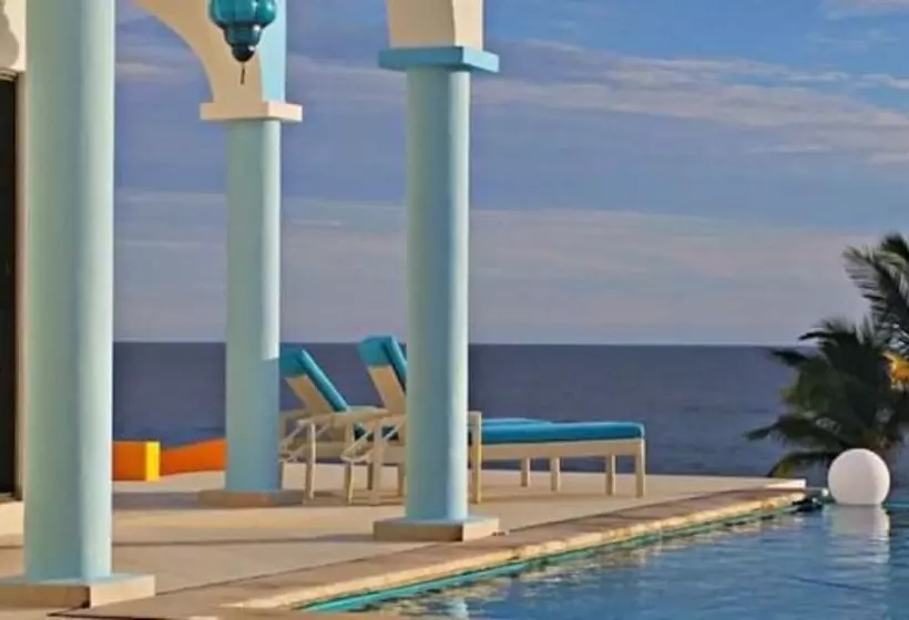 Hotelli Villa Star Of The Sea