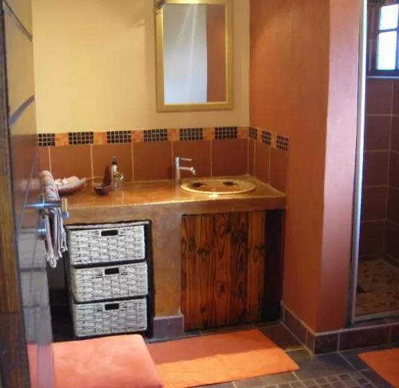 Ikhamanzi B&b
