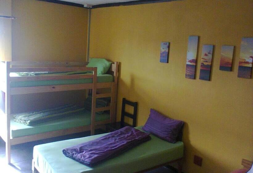 Mile Crunchers Backpackers & Hostelling