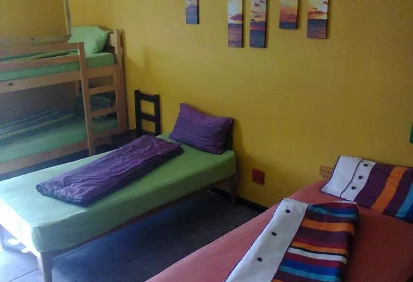 Mile Crunchers Backpackers & Hostelling