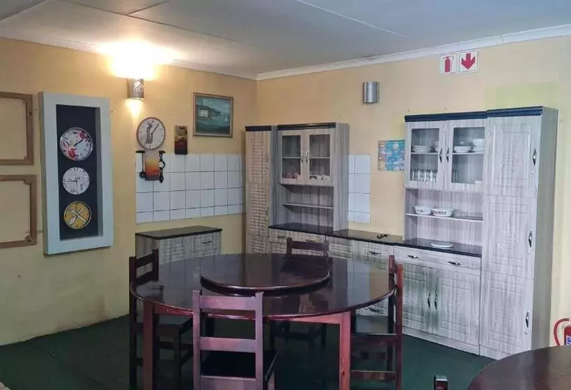 Mile Crunchers Backpackers & Hostelling