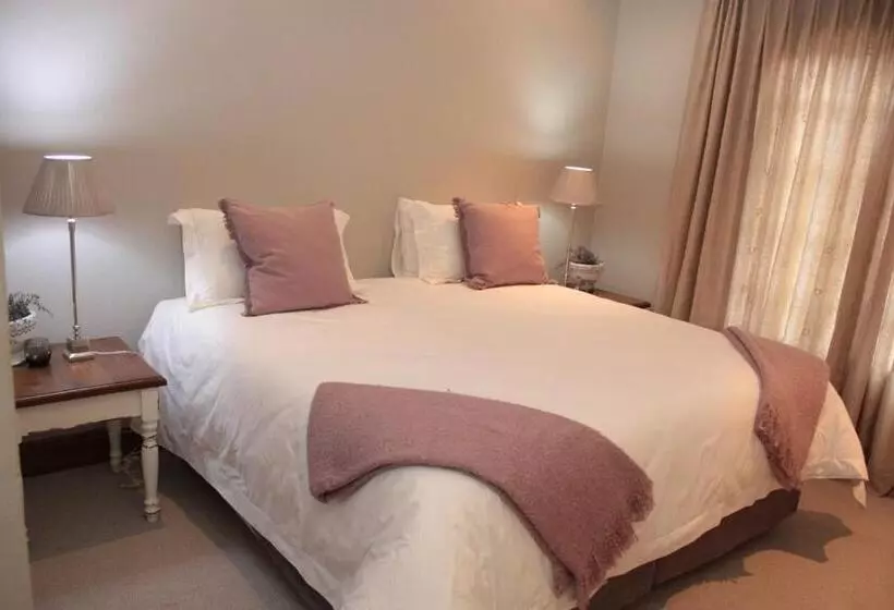 The Rose Cottage B&b