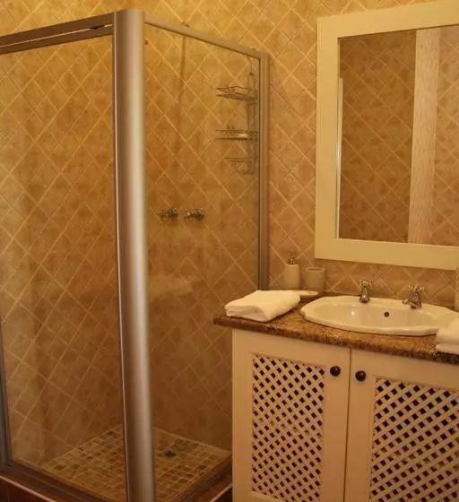 The Rose Cottage B&b
