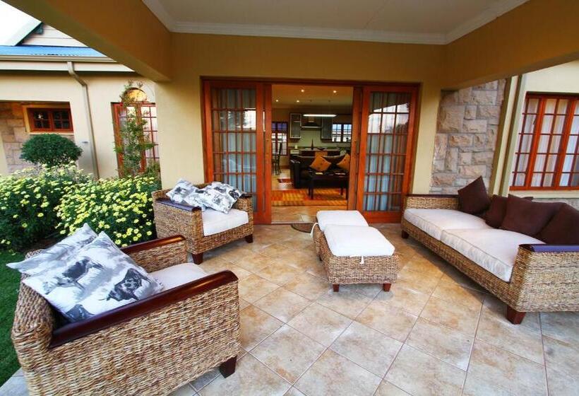 The Rose Cottage B&b