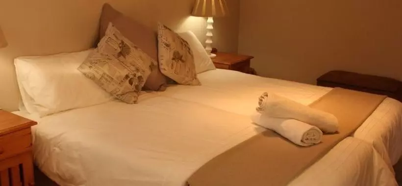 Swallows Nest B&b