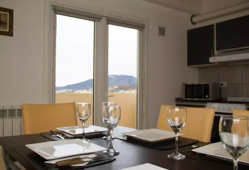 هتل Los Arboles Apart