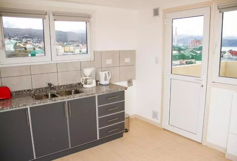 هتل Los Arboles Apart