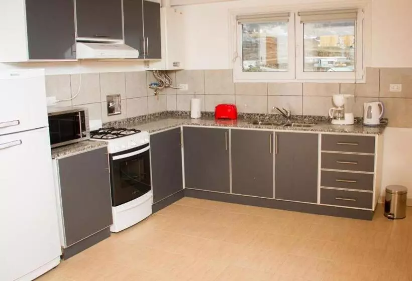 هتل Los Arboles Apart