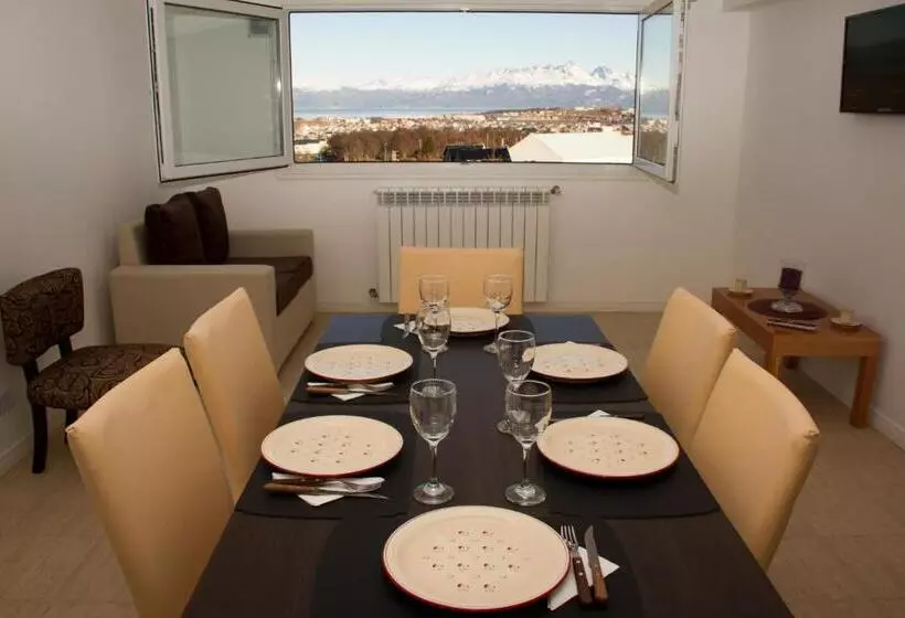 هتل Los Arboles Apart