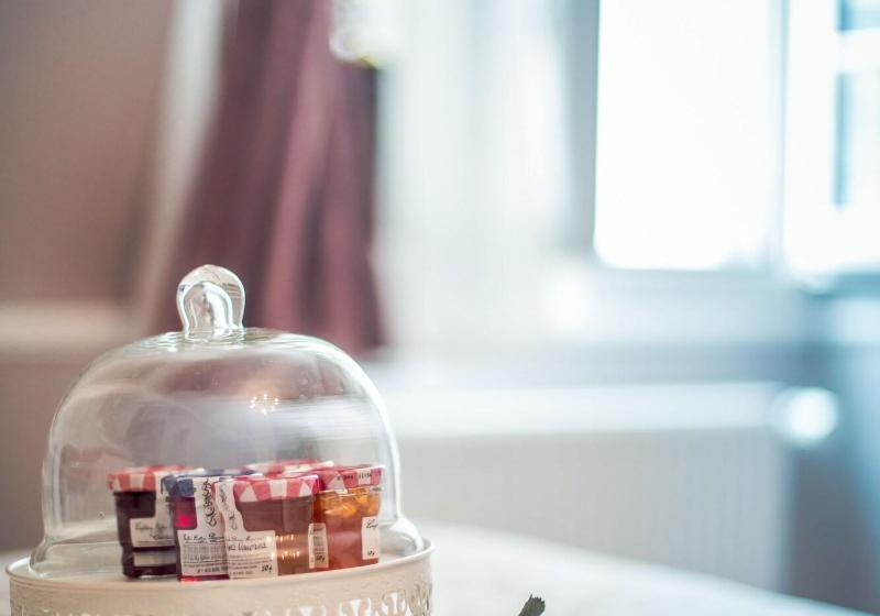 تختخواب و صبحانه La Maison Gobert Paris Hotel Particulier