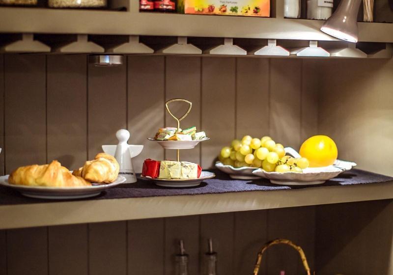 تختخواب و صبحانه La Maison Gobert Paris Hotel Particulier