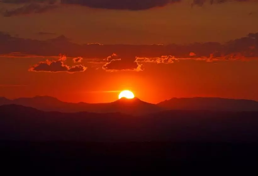 Hotelli Avocado Sunset B&b