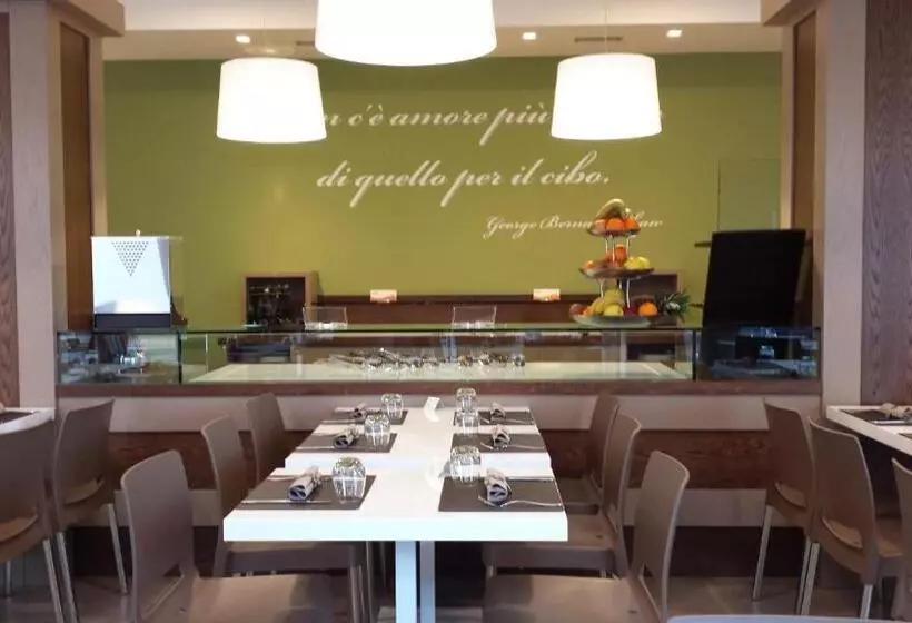 Hotelli Emiliana
