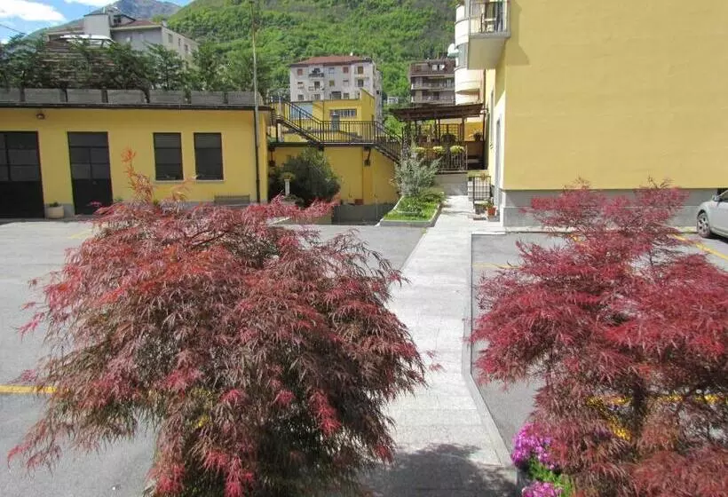 Hotelli Emiliana