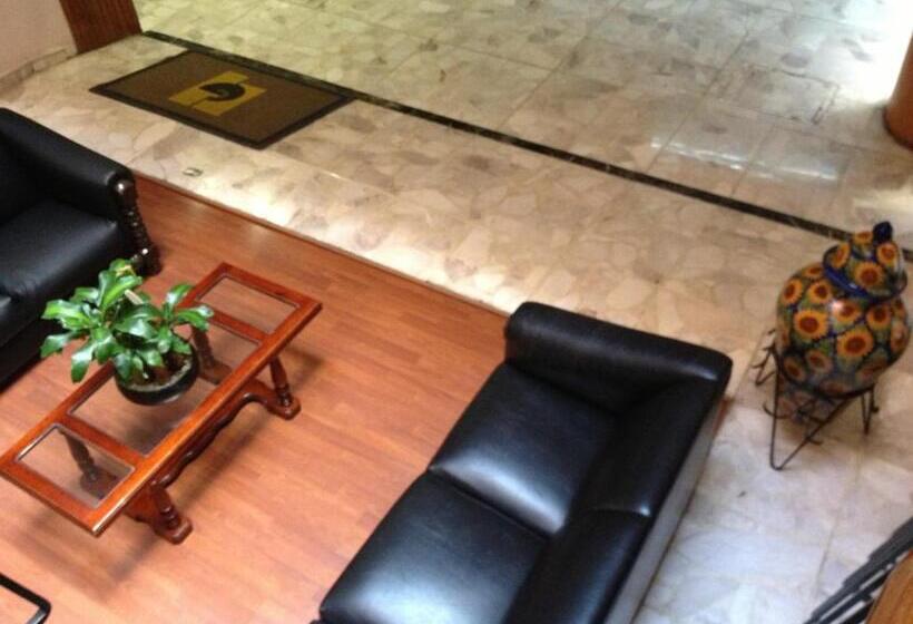 هتل Gomez De Celaya