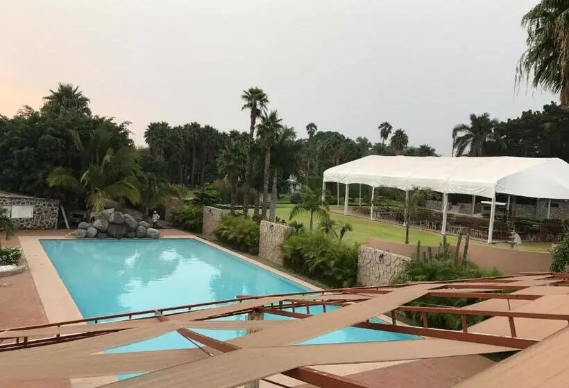 ホテル Jardín Cerritos Xochitepec