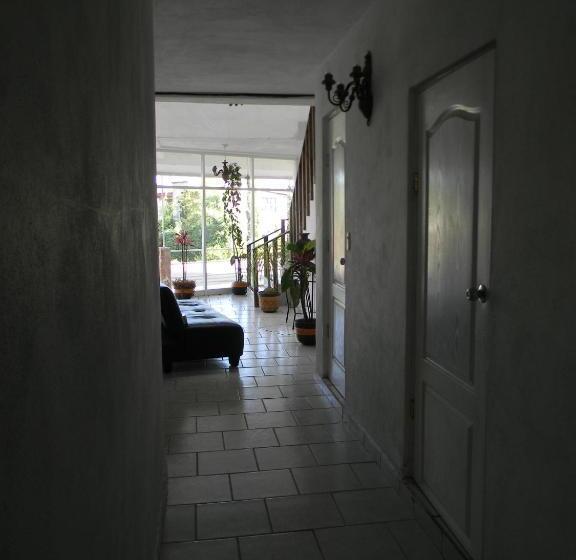 酒店 Lienzo Charro Ii