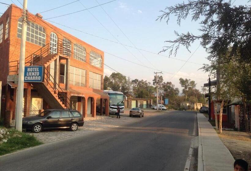 酒店 Lienzo Charro Ii