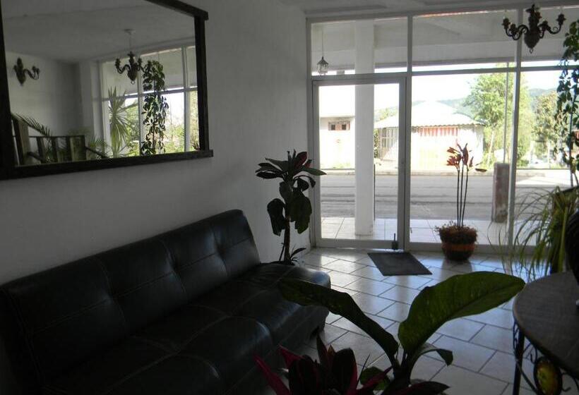 酒店 Lienzo Charro Ii