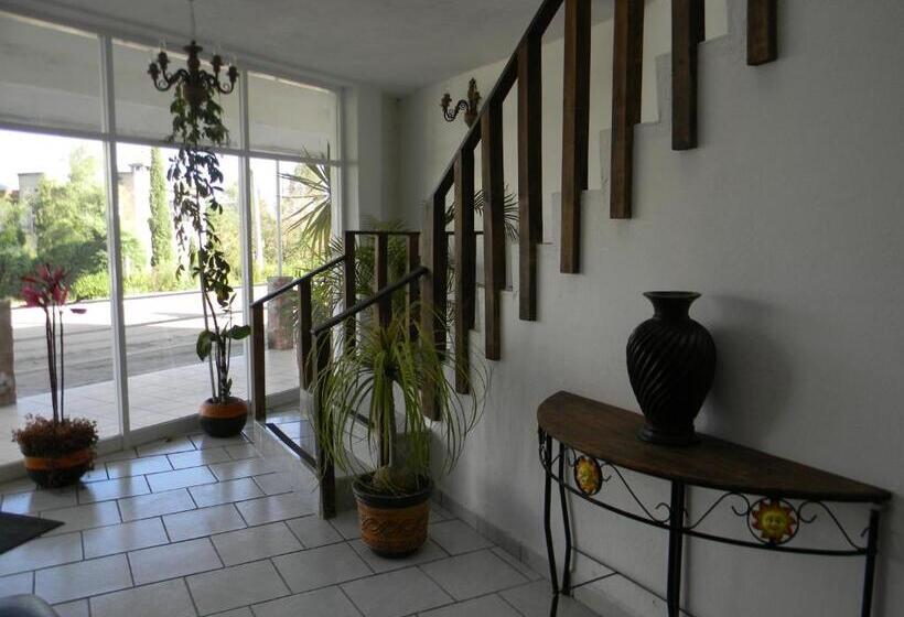 酒店 Lienzo Charro Ii