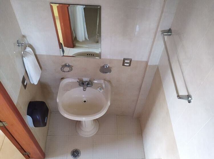 هتل Quetzalcóatl