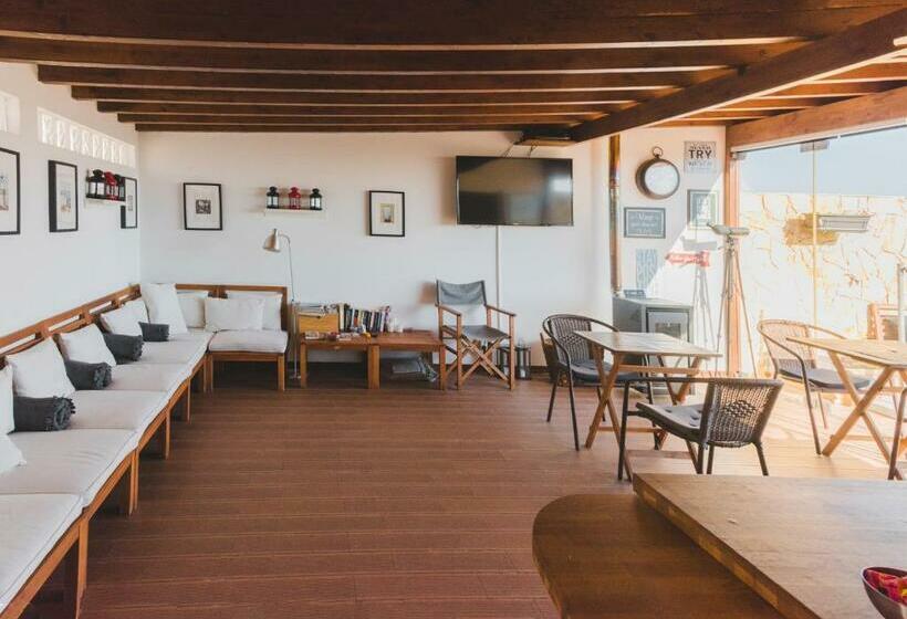 Lagos Uptown Bed & Breakfast