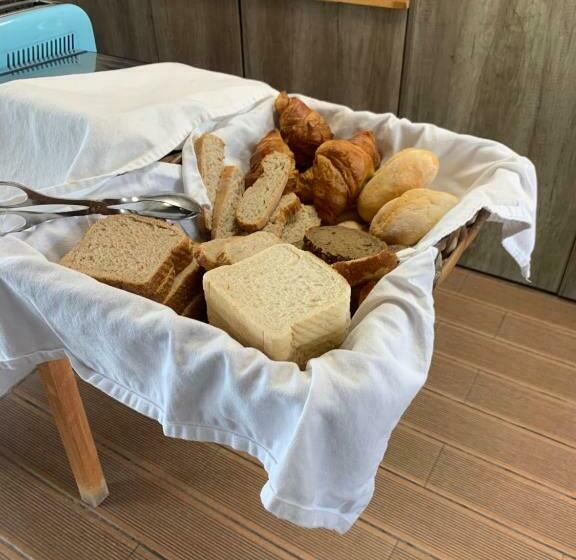 Lagos Uptown Bed & Breakfast