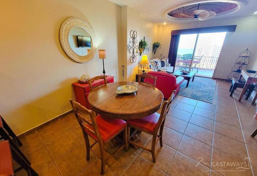 Lomakeskus Bella Sirena Rocky Point By Castaways