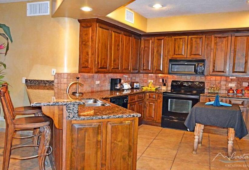 Lomakeskus Bella Sirena Rocky Point By Castaways