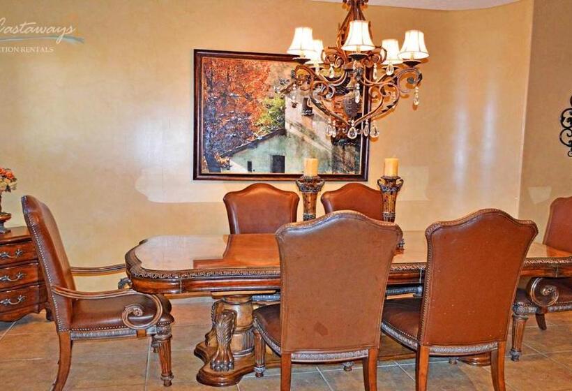 Lomakeskus Bella Sirena Rocky Point By Castaways