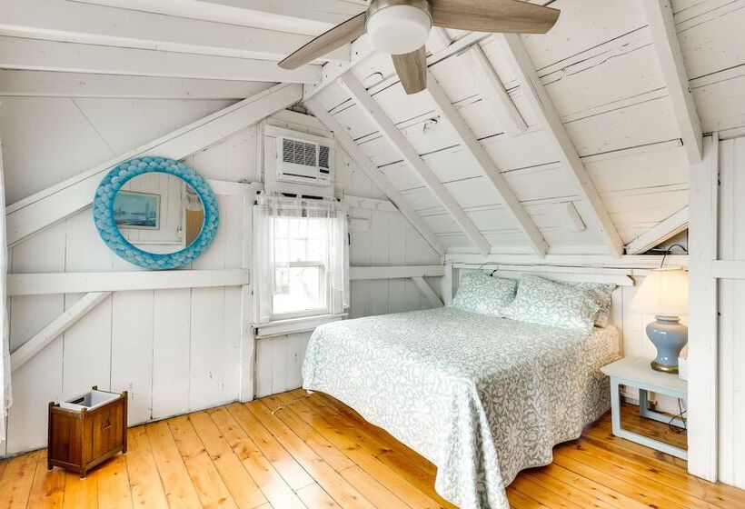 Charming Westbrook Cottage, Steps To Private Beach