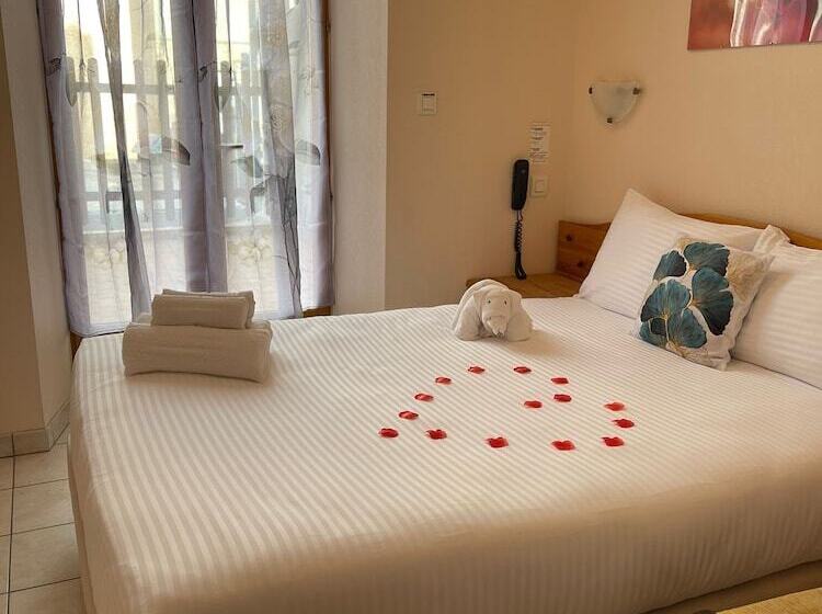 Отель Hôtel Elaïa