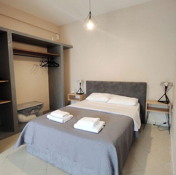 Boutique Studios & Apartments By Avelink