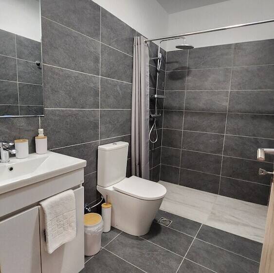 Boutique Studios & Apartments By Avelink