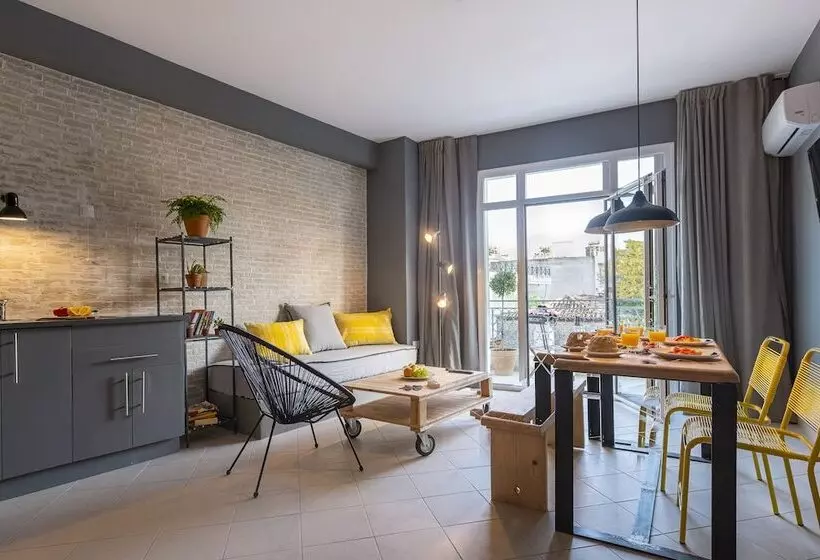 Boutique Studios & Apartments By Avelink