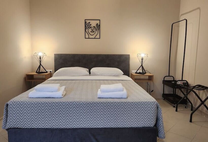 Boutique Studios & Apartments By Avelink