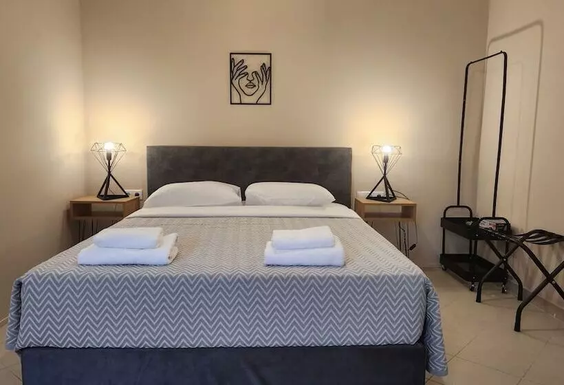 Boutique Studios & Apartments By Avelink