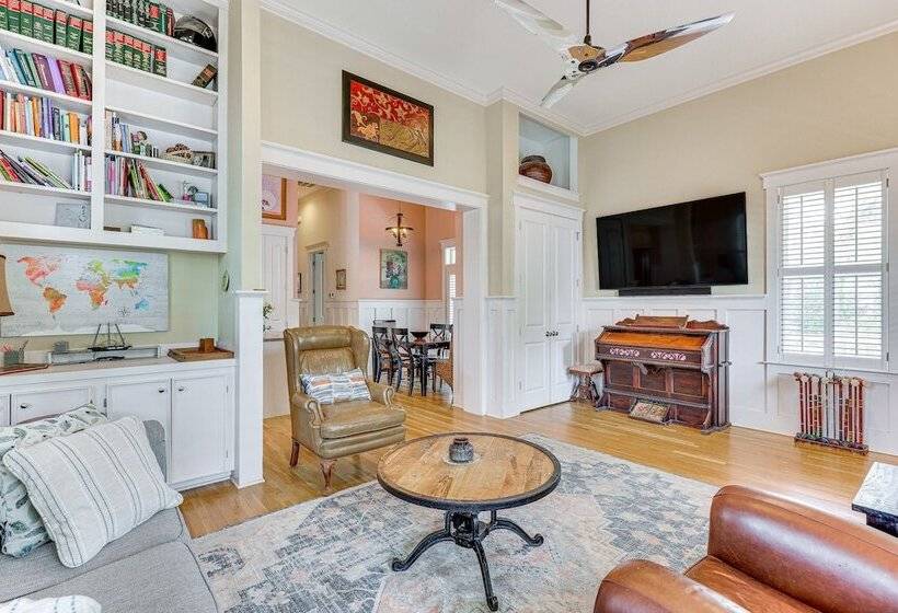 Charming Wilmington Cottage   Walk To Downtown!