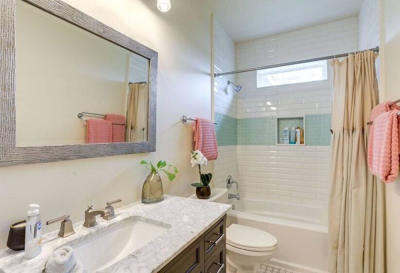 Cozy Arabi Home W/ Yard ~ 6 Mi To French Quarter!