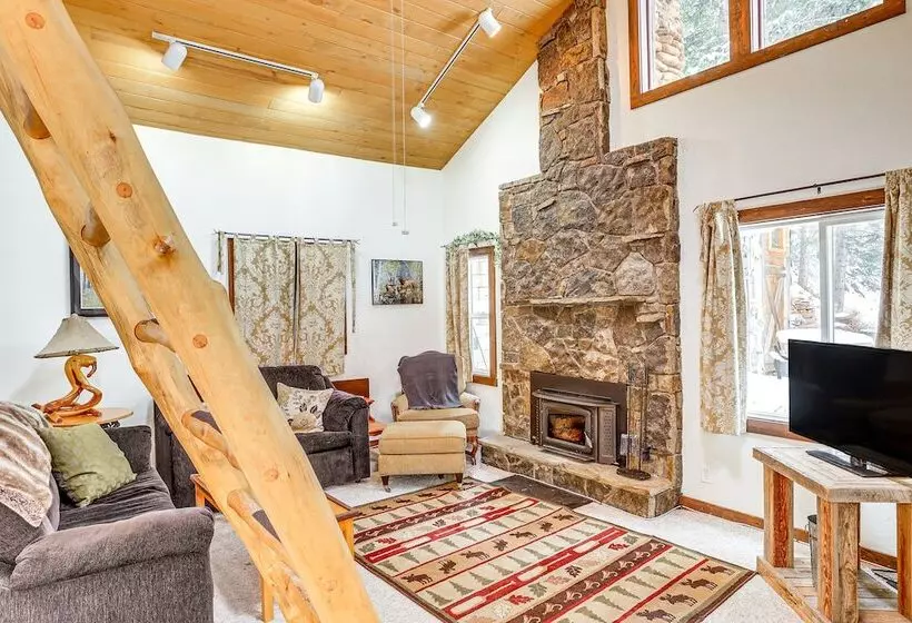 Dolores Cabin W/ River Access: Pets Welcome!