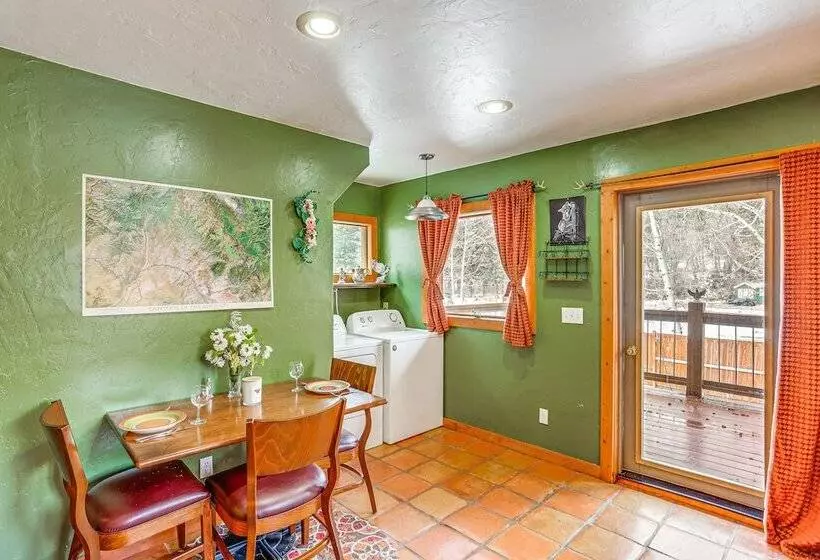 Dolores Cabin W/ River Access: Pets Welcome!