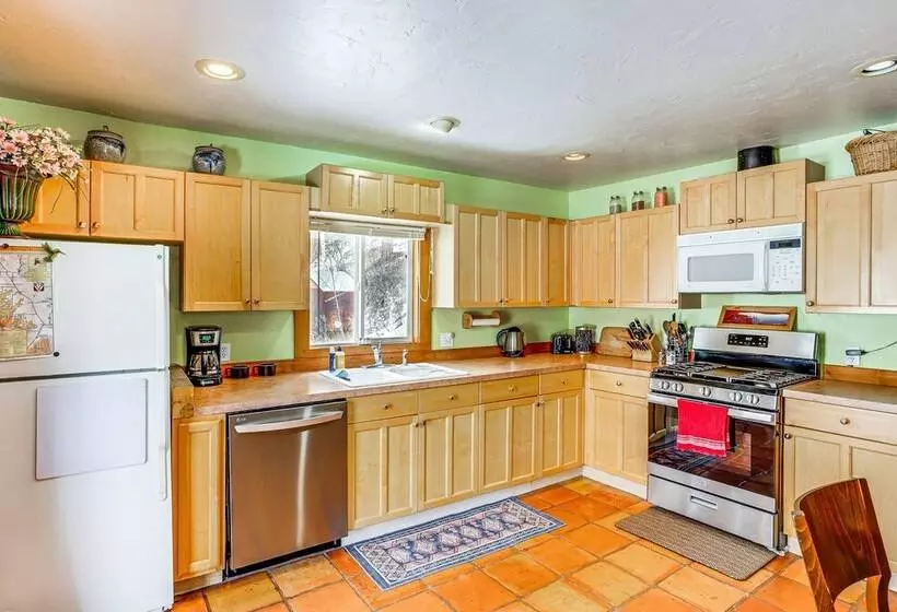 Dolores Cabin W/ River Access: Pets Welcome!