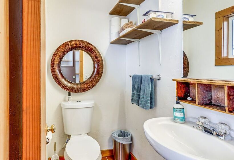 Dolores Cabin W/ River Access: Pets Welcome!