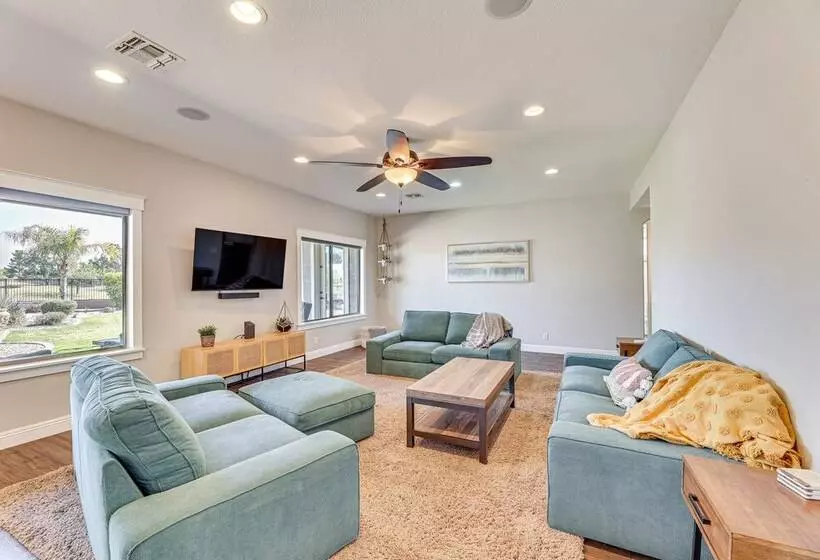 Expansive Mesa Retreat W/ Private Outdoor Pool!